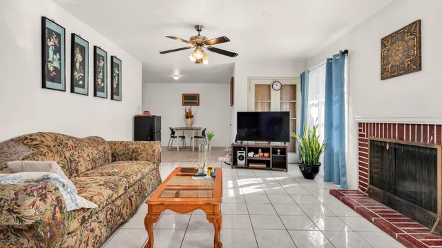 $459,900 | 4267 East Sunny Dunes Road, Palm Springs, CA 92264