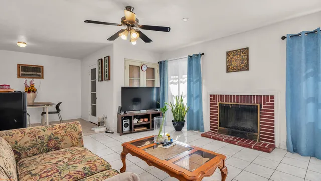 $459,900 | 4267 East Sunny Dunes Road, Palm Springs, CA 92264