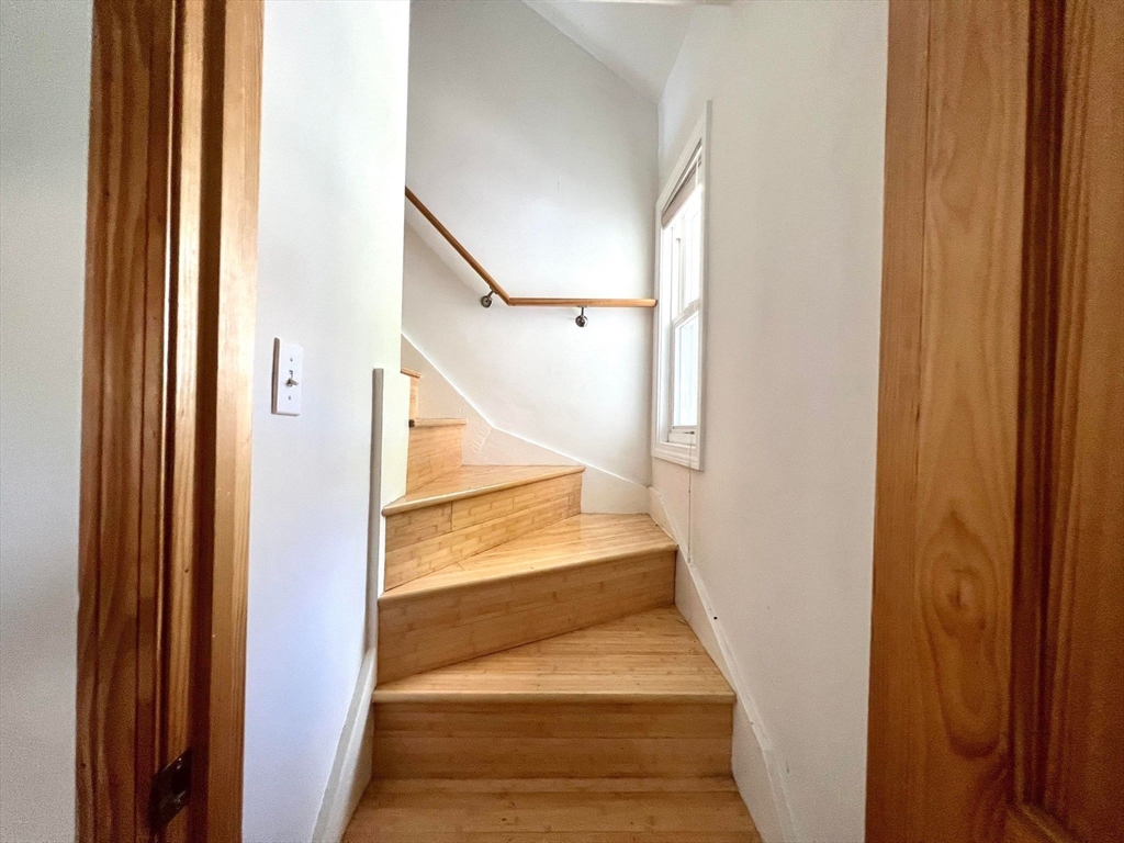 41 Woodward Avenue, Unit 2 Quincy, MA 02169 - Photo 9 of 27 a view of entryway