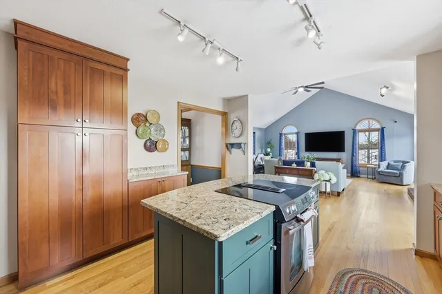 $549,900 | 53 Scenic Road, Westfield, MA 01085