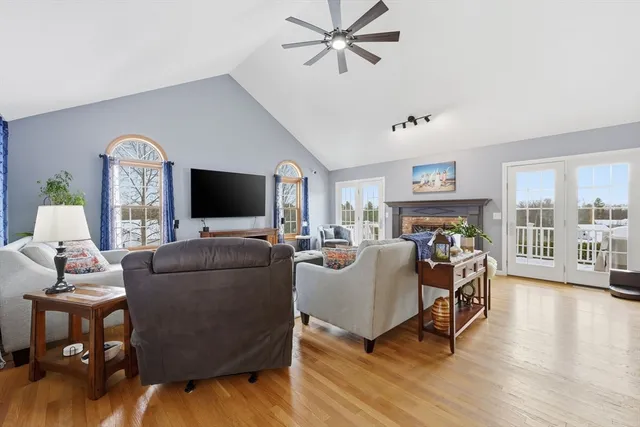 $549,900 | 53 Scenic Road, Westfield, MA 01085