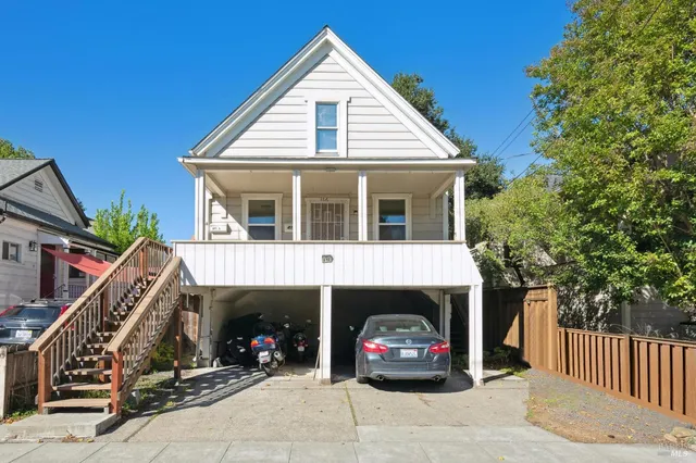 $929,000 | 416 C Street, Petaluma, CA 94952