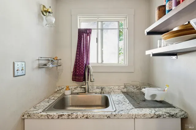 $929,000 | 416 C Street, Petaluma, CA 94952