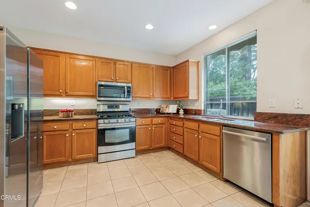 $870,000 | 380 Paseo Del Valle, Camarillo, CA 93010