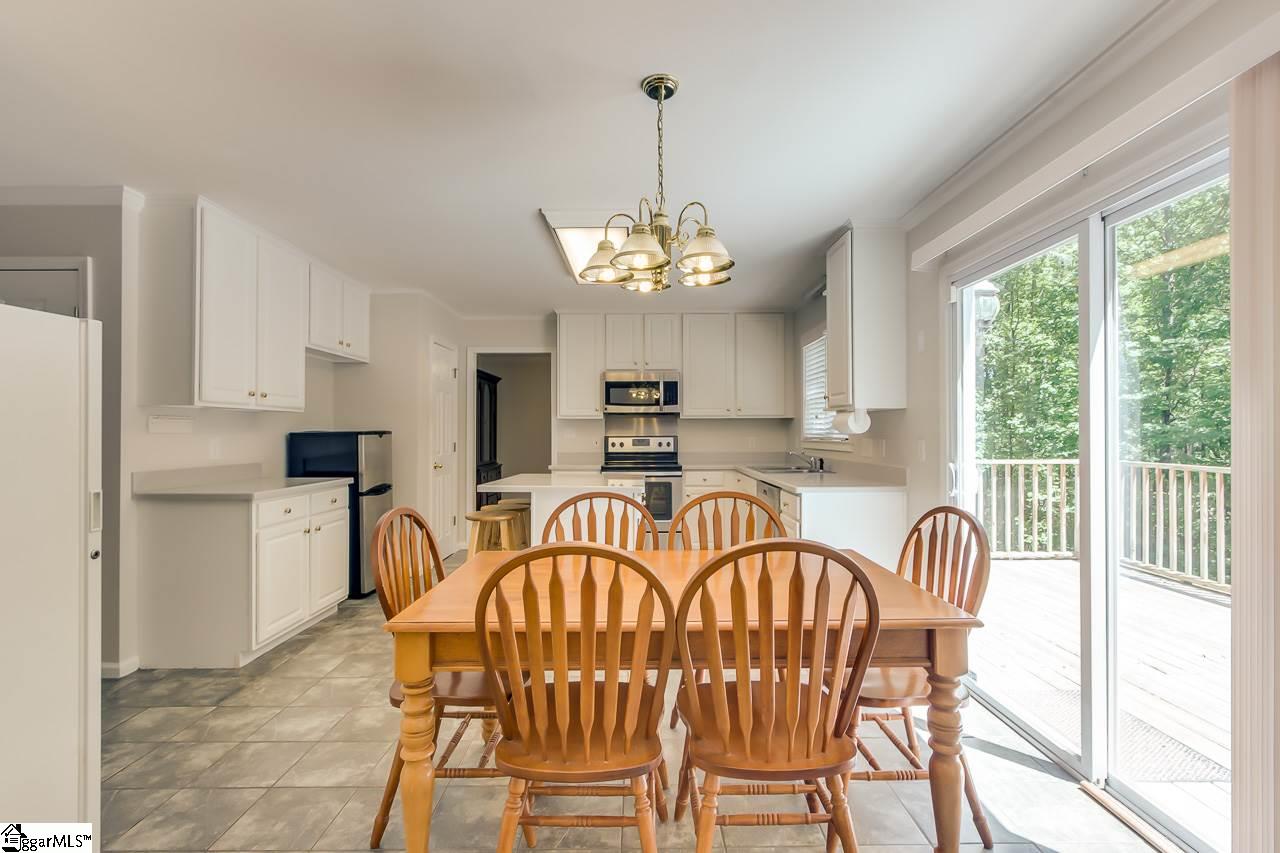 11 Fox Ridge Way Taylors, SC 29687 - Photo 14 of 36 Gallery Image 14