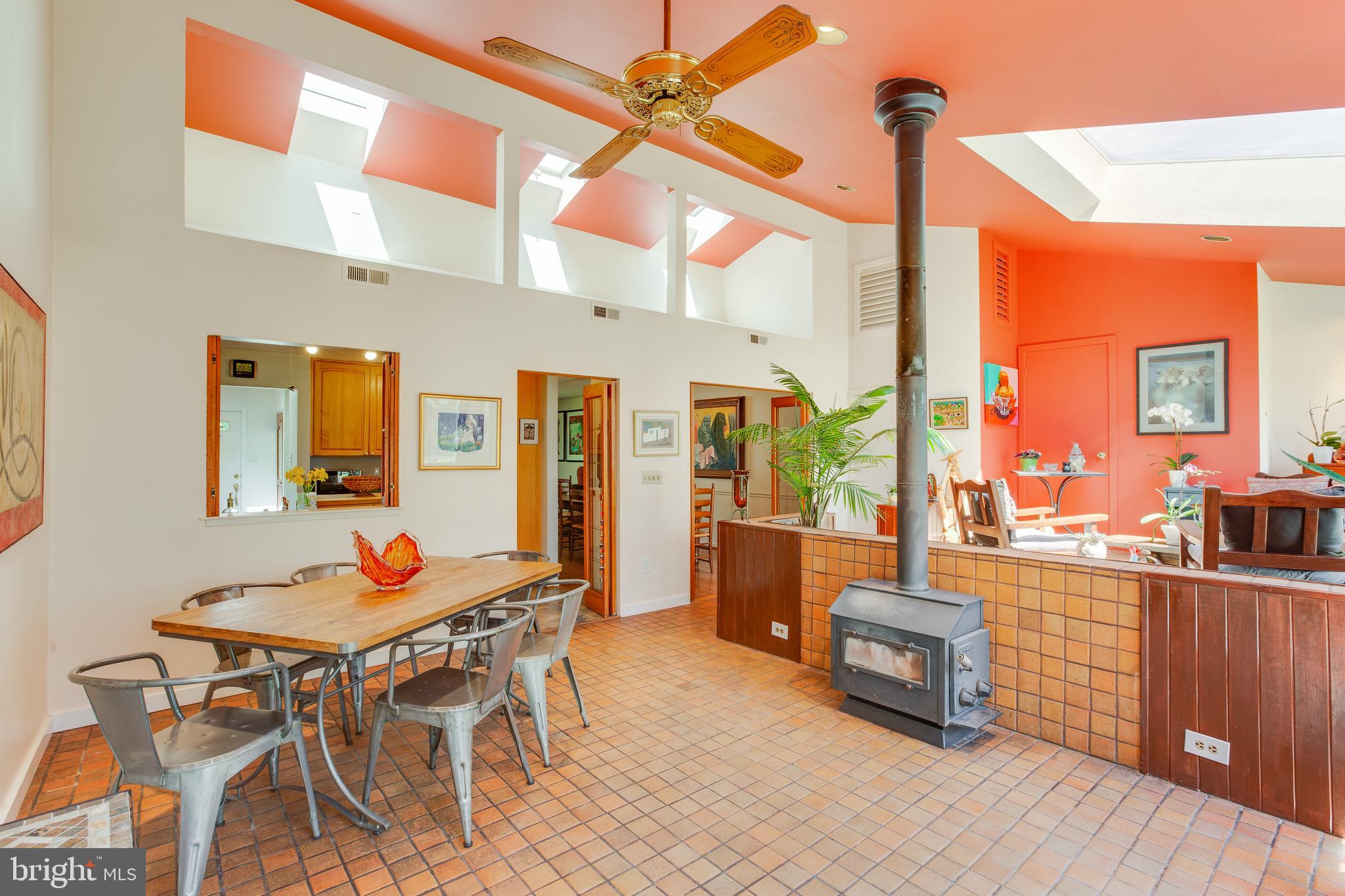 11340 Rambling Road Gaithersburg, MD 20879 - Photo 11 of 42 Room to relax or entertain in the large addition