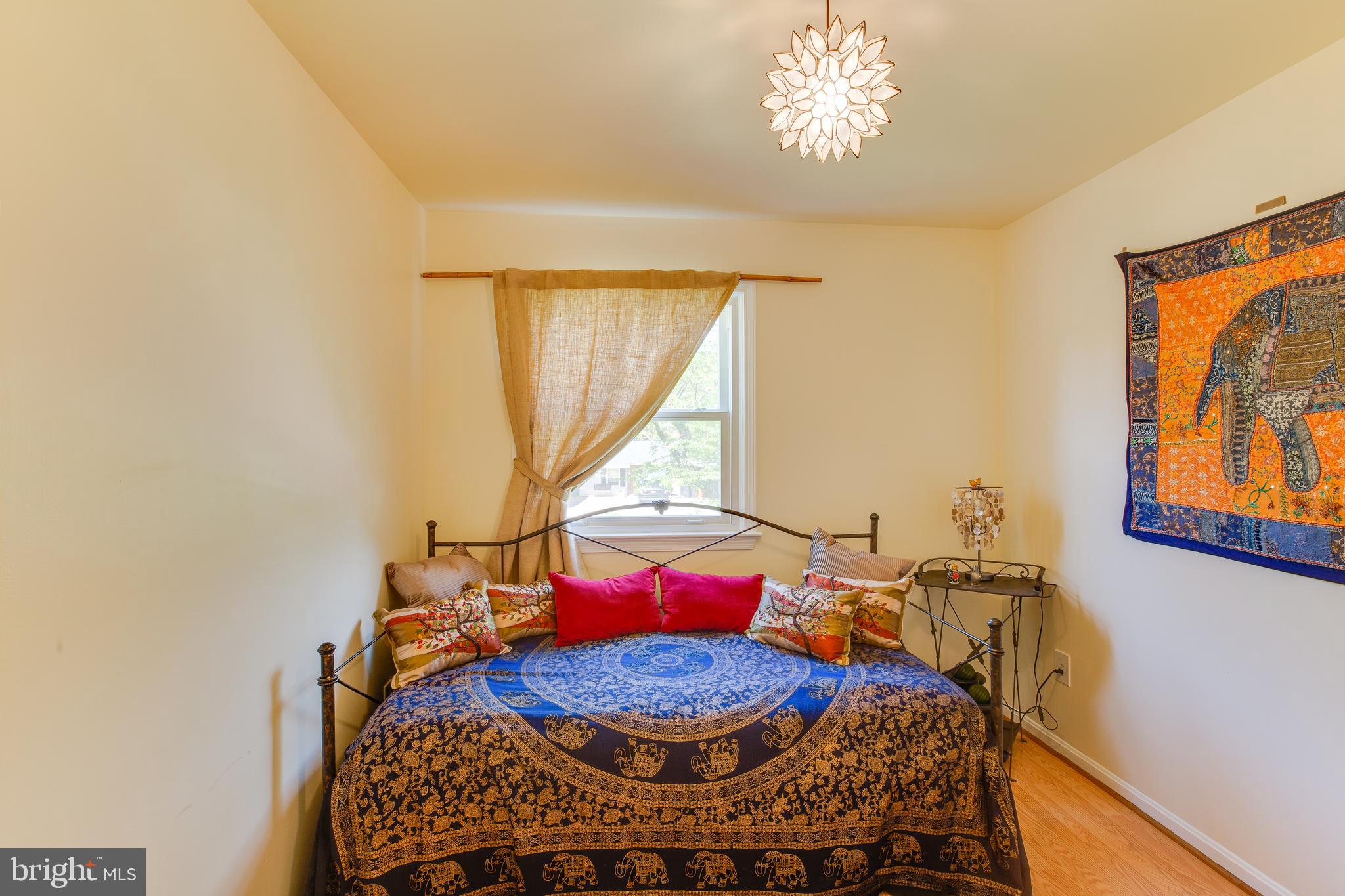 11340 Rambling Road Gaithersburg, MD 20879 - Photo 20 of 42 Bedroom 3
