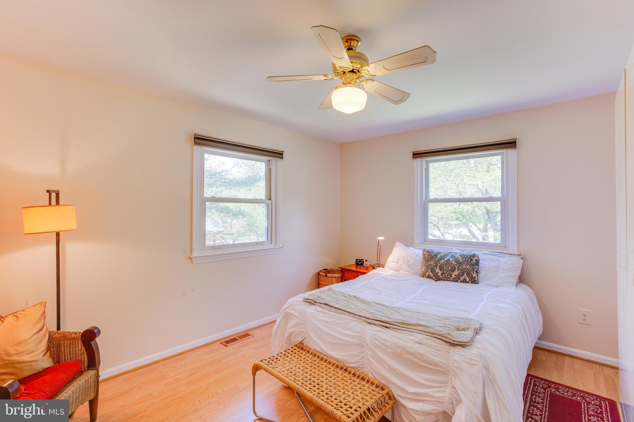 11340 Rambling Road Gaithersburg, MD 20879 - Photo 22 of 42 Bedroom 2