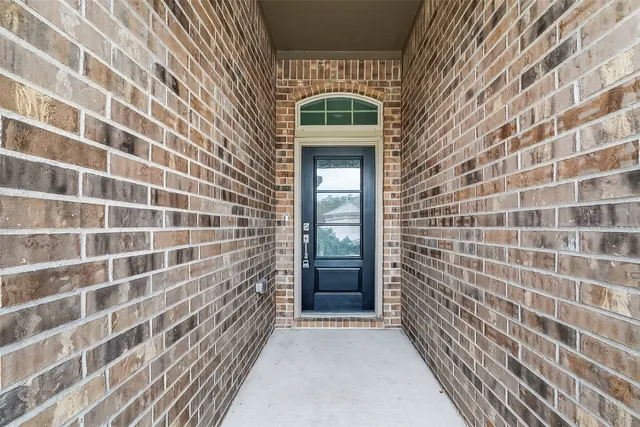 $299,995 | 19168 Pinewood Grove Trail, New Caney, TX 77357