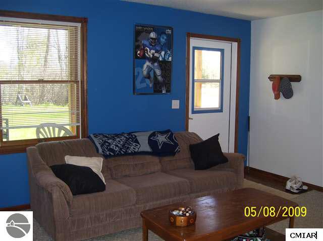 9150 Lydell Road Farwell, MI 48622 - Photo 8 of 9 1771639-7.JPG