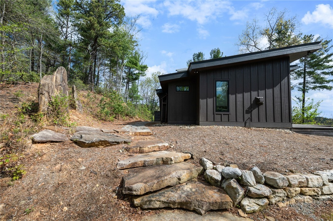 919 Lost Ridge Road Lenoir, NC 28645 - Photo 3 of 40