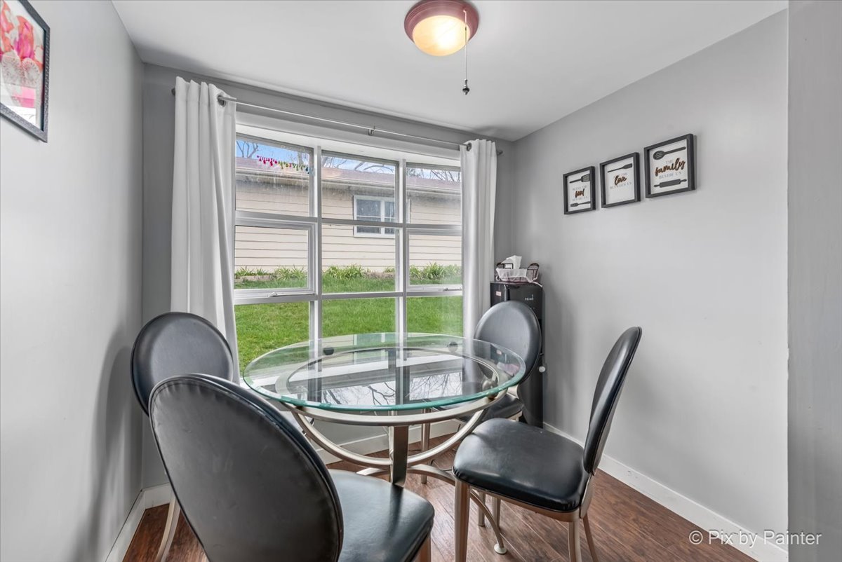 1660 Kent Road Hoffman Estates, IL 60169 - Photo 11 of 27