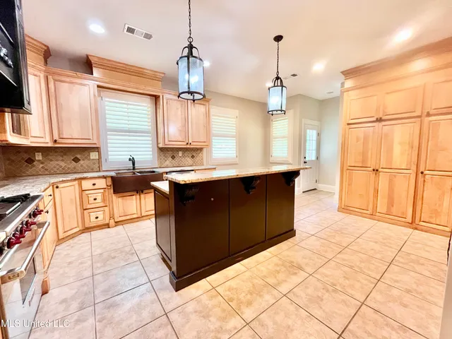 $519,000 | 1142 Henley Circle, Hazlehurst, MS 39083