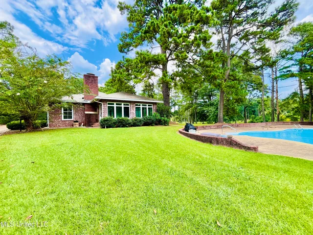 $519,000 | 1142 Henley Circle, Hazlehurst, MS 39083
