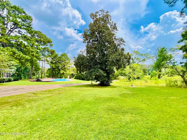 $519,000 | 1142 Henley Circle, Hazlehurst, MS 39083