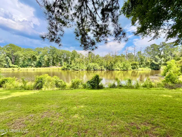 $519,000 | 1142 Henley Circle, Hazlehurst, MS 39083