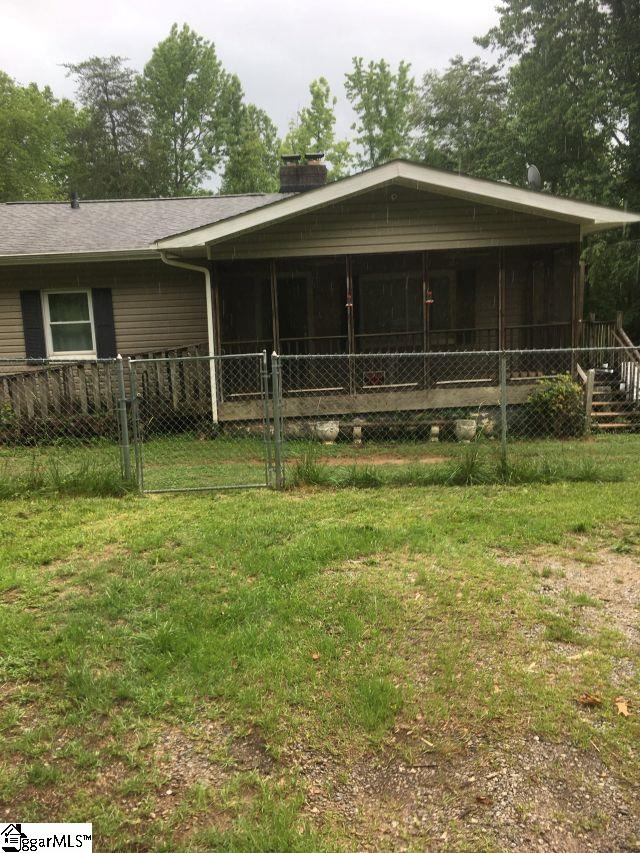 520 Chestnut Ridge Road Marietta, SC 29661 - Photo 1 of 18