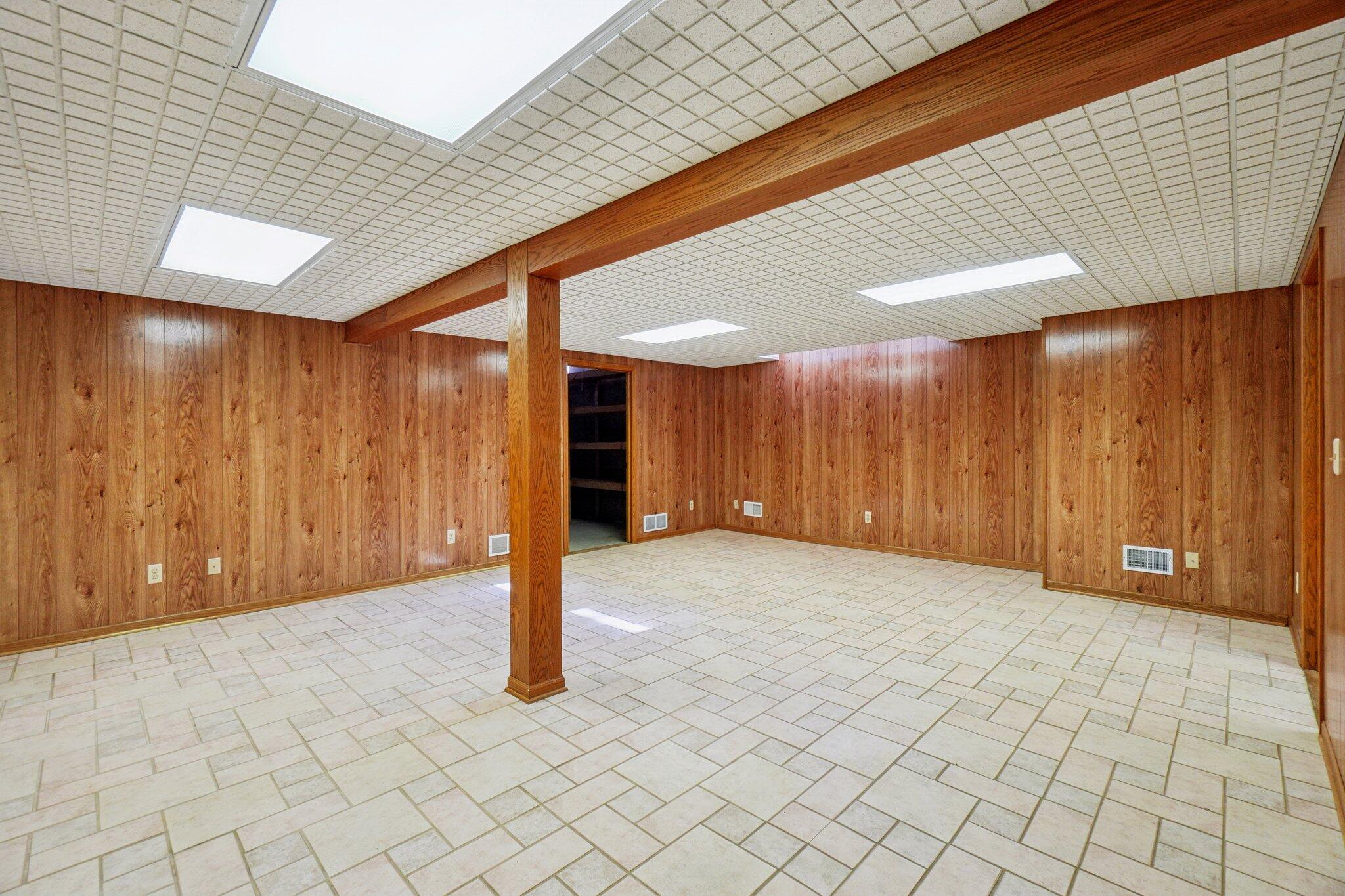 12627 North Territorial Road Dexter, MI 48130 - Photo 35 of 48 32-web-or-mls-N Territorial Rd-S1402-032