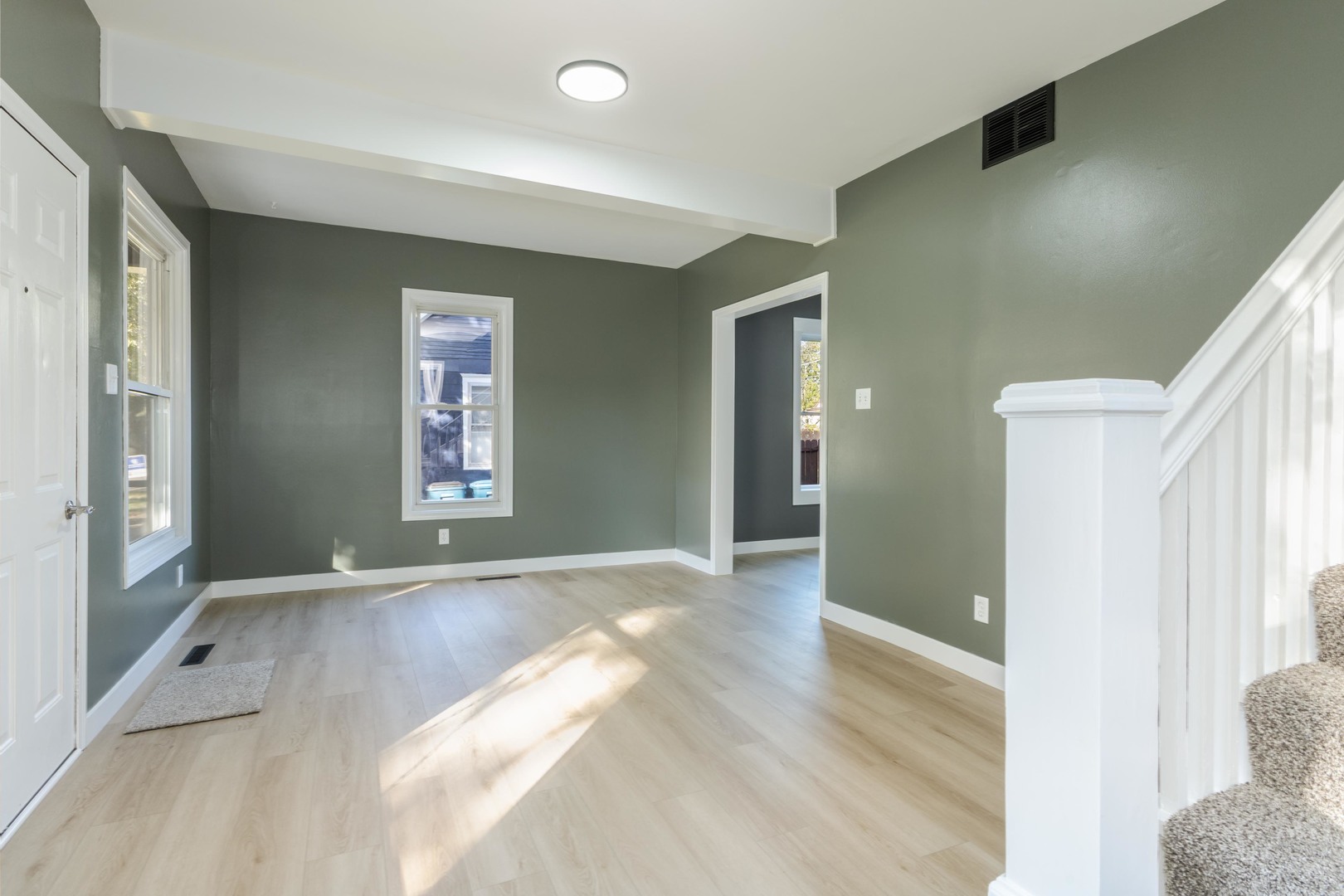 417 East Timber Street Pontiac, IL 61764 - Photo 15 of 43 a view of an empty room and window