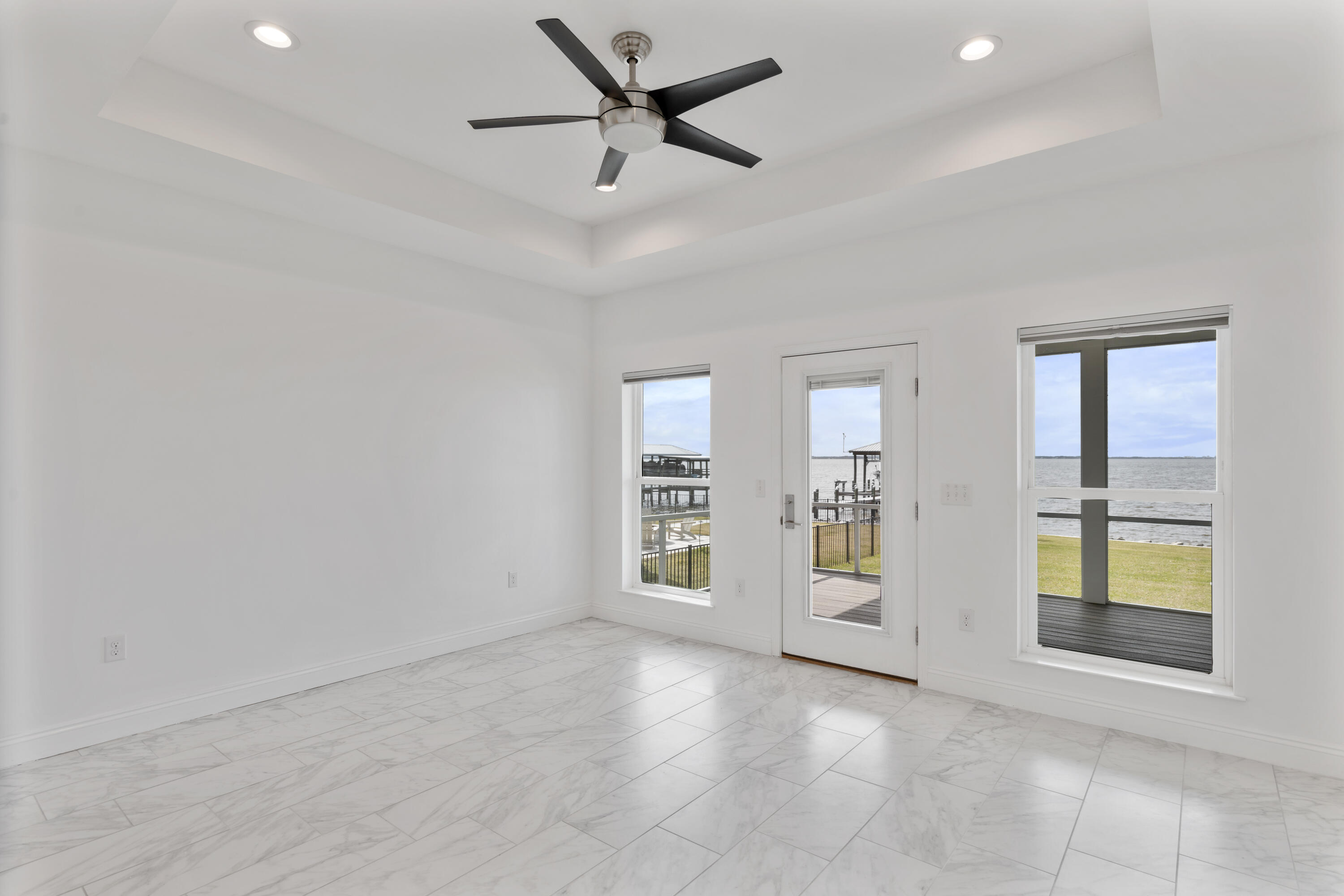 10 South Sunset Harbour Freeport, FL 32439 - Photo 34 of 57 a view of an empty room with a window
