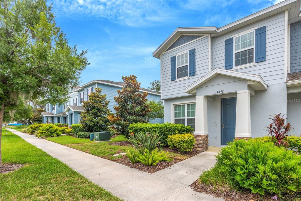 14478 Promenade Odessa, FL 33556 - Photo 2 of 47