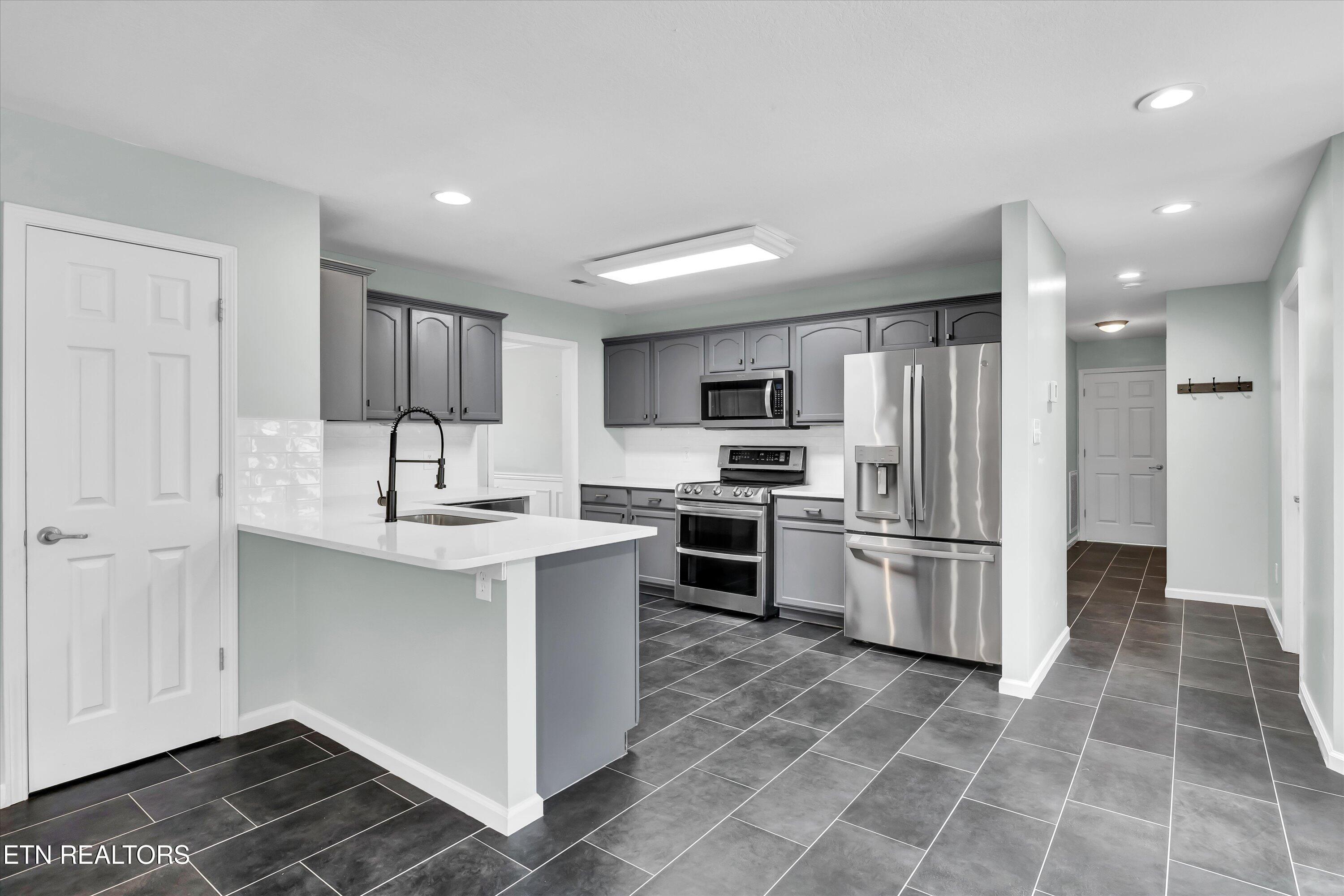 3236 Red Meadow Road Knoxville, TN 37931 - Photo 11 of 33 11-3236 Red Meadow Rd-11