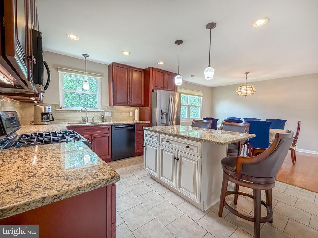 3041 Sheppard Road Bensalem, PA 19020 - Photo 19 of 51 Gallery Image 19