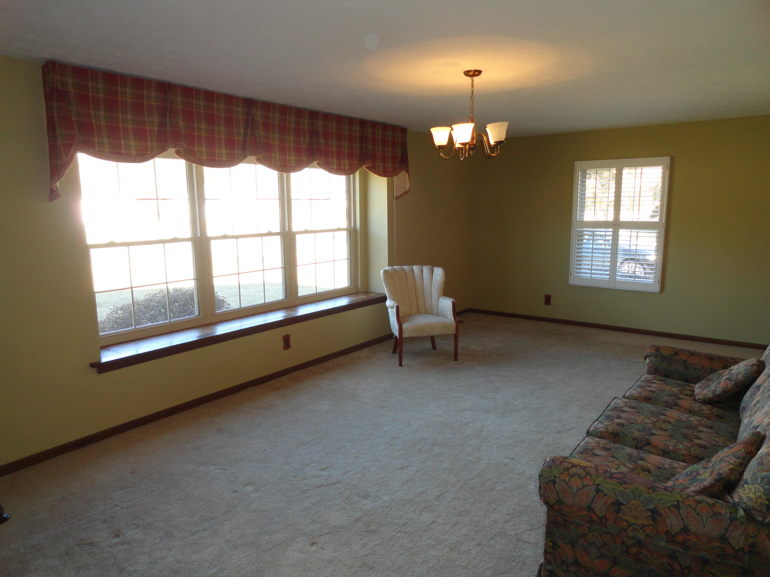 614 Riverbend Road Clinton, TN 37716 - Photo 4 of 39 DSC04905