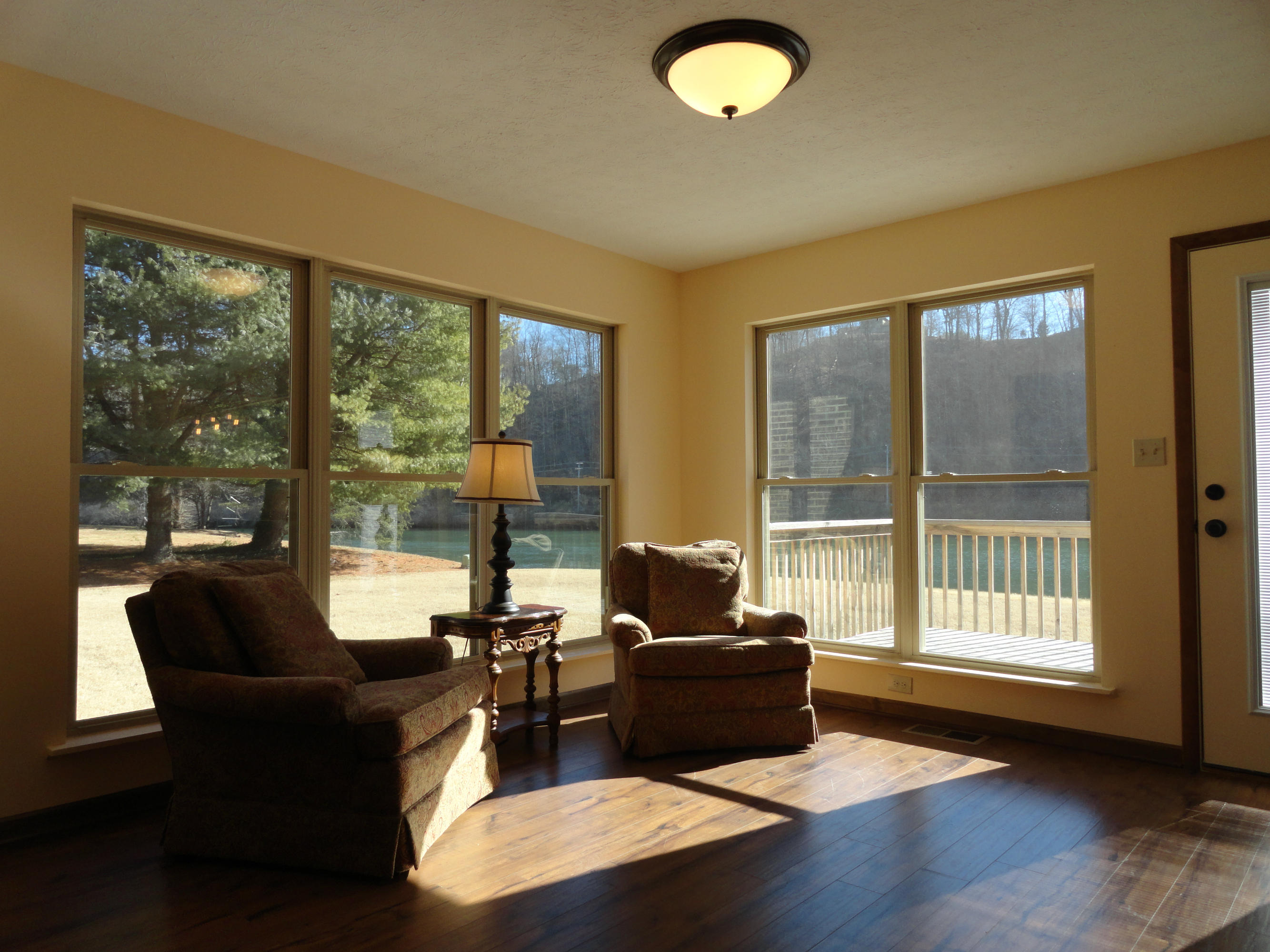 614 Riverbend Road Clinton, TN 37716 - Photo 6 of 39 DSC04908