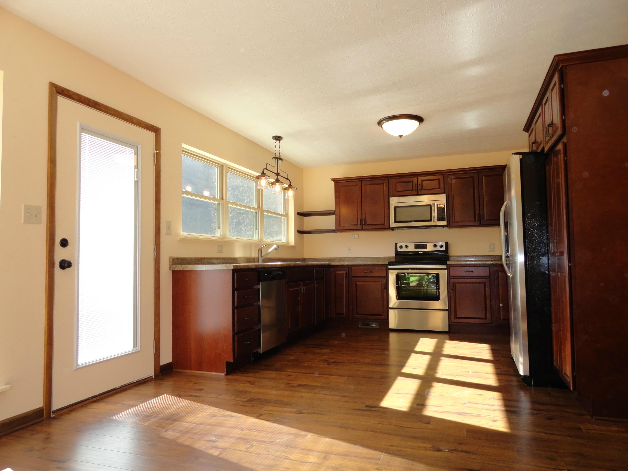 614 Riverbend Road Clinton, TN 37716 - Photo 10 of 39 DSC04910