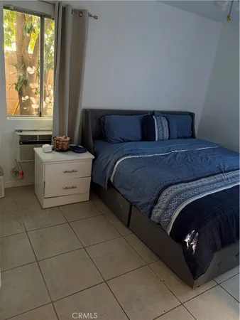 $4,600 | 17443 Elkwood Street, Northridge, CA 91325