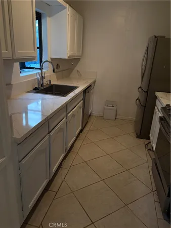 $4,600 | 17443 Elkwood Street, Northridge, CA 91325