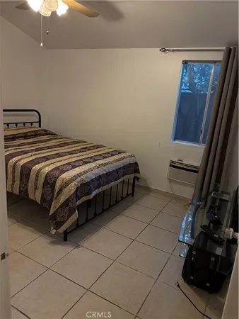 $4,600 | 17443 Elkwood Street, Northridge, CA 91325