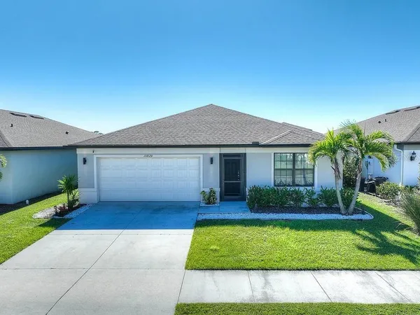 $2,490 | 10820 Marlberry Way, North Fort Myers, FL 33917
