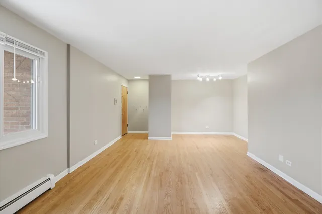 $1,695 | 200 South Boulevard, Unit 2C, Evanston, IL 60202