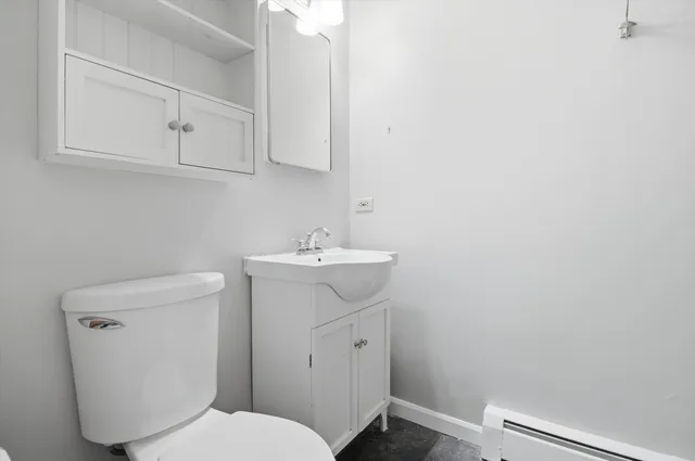 $1,695 | 200 South Boulevard, Unit 2C, Evanston, IL 60202