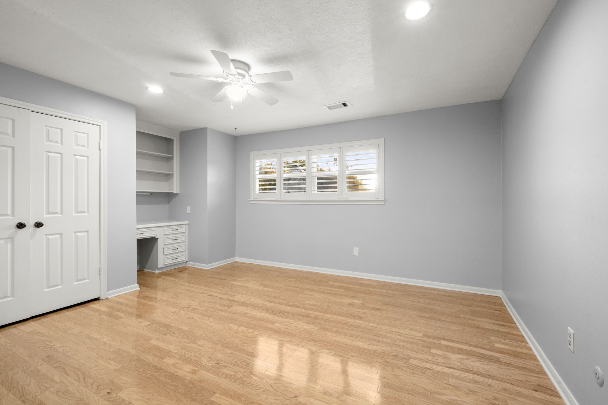 16111 Maplehurst Drive Spring, TX 77379 - Photo 20 of 30 a view of an empty room with a window