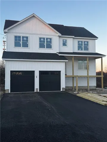 $879,000 | 25 Massasoit Avenue, Bristol, RI 02809