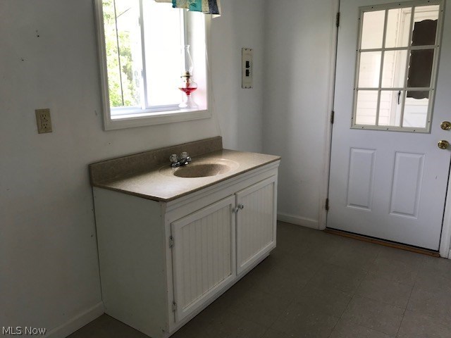 60981 Pigeon Point Road Barnesville, OH 43713 - Photo 13 of 22 Gallery Image 13