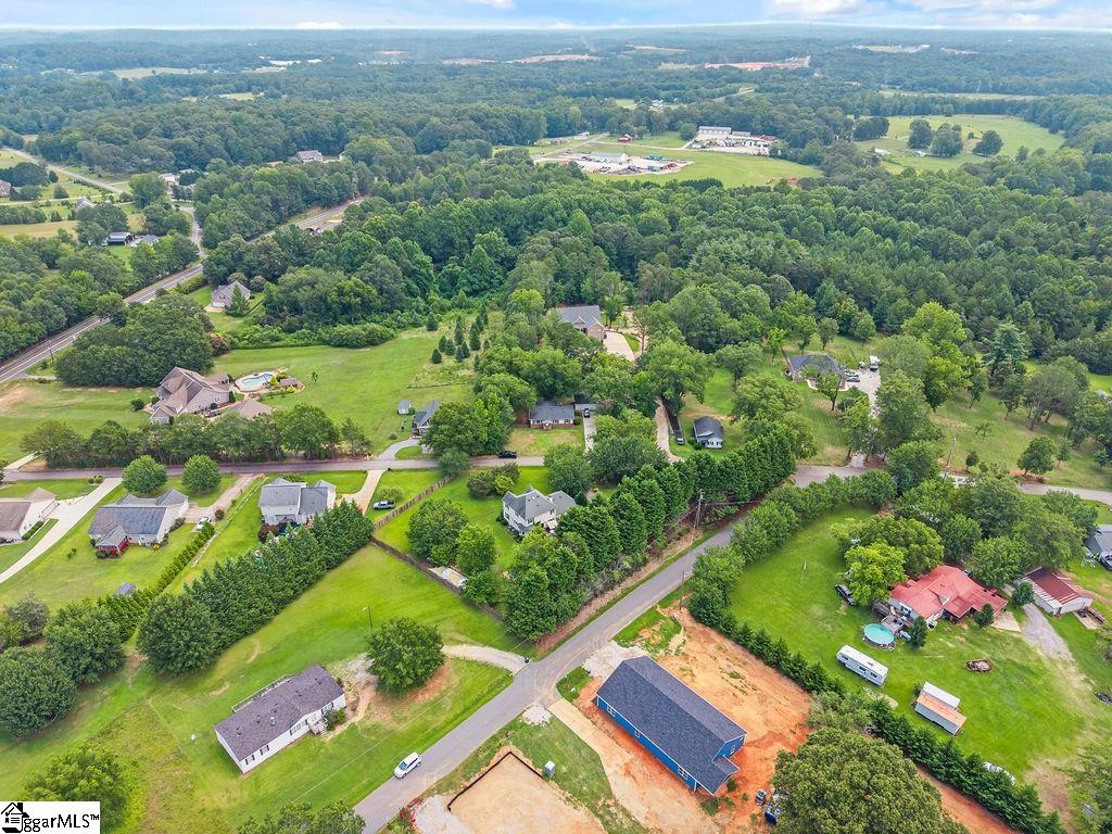 77 Loftis Road Travelers Rest, SC 29690 - Photo 29 of 34 Gallery Image 29
