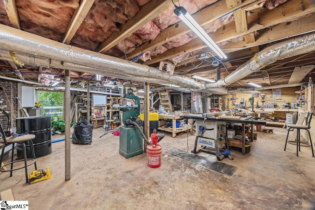 77 Loftis Road Travelers Rest, SC 29690 - Photo 6 of 34 Gallery Image 6
