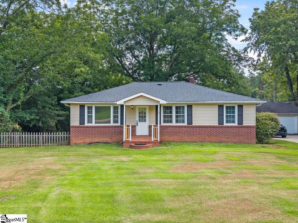77 Loftis Road Travelers Rest, SC 29690 - Photo 7 of 34 Gallery Image 7
