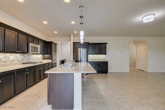 $2,787 | 1000 Via Stellato Street, Henderson, NV 89011