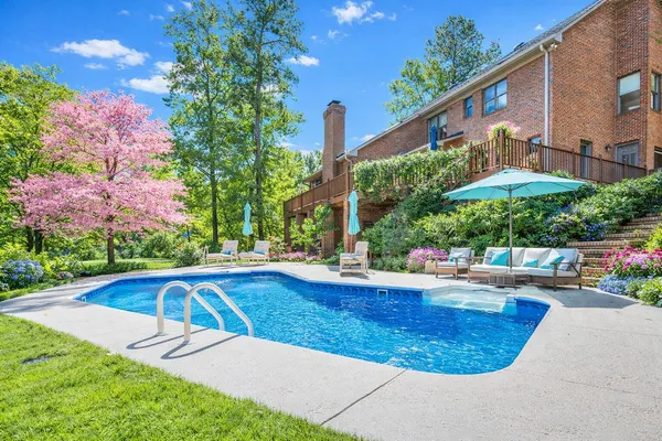 $875,000 | 313 Live Oak Road, Aiken, SC 29803