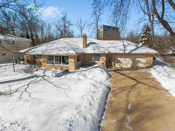 $420,000 | 1801 North Racine Street, Appleton, WI 54911