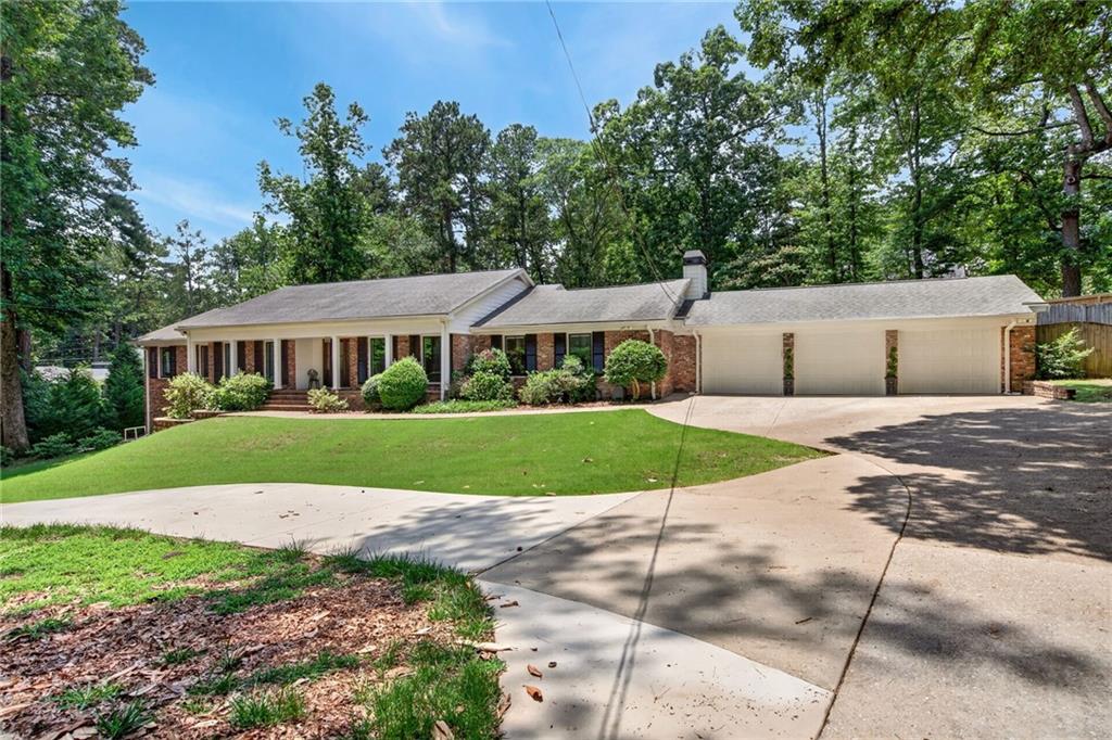 2085 Mt Paran Road Northwest Atlanta, GA 30327 - Photo 2 of 44