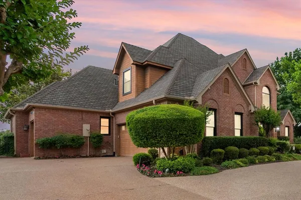 $774,900 | 719 Morningside Drive, Mansfield, TX 76063