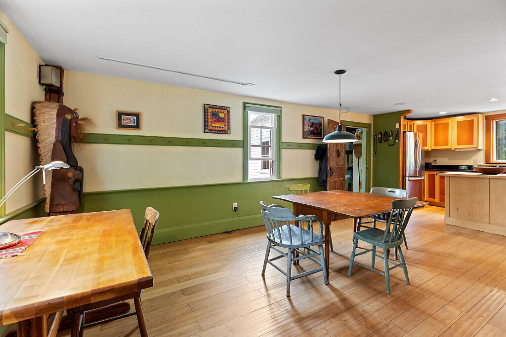 850 Lawrence Road Pownal, ME 04069 - Photo 12 of 87 20_BP5A0556_DxO_mls