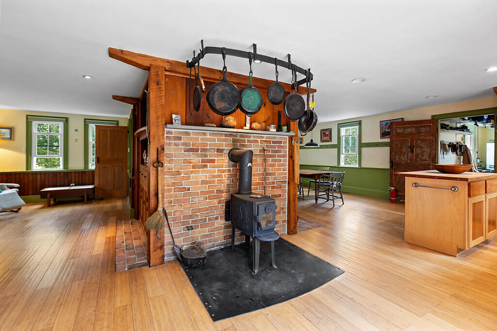 850 Lawrence Road Pownal, ME 04069 - Photo 17 of 87 27_BP5A0577_DxO_mls