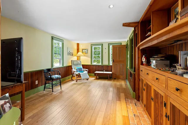 $599,000 | 850 Lawrence Road, Pownal, ME 04069